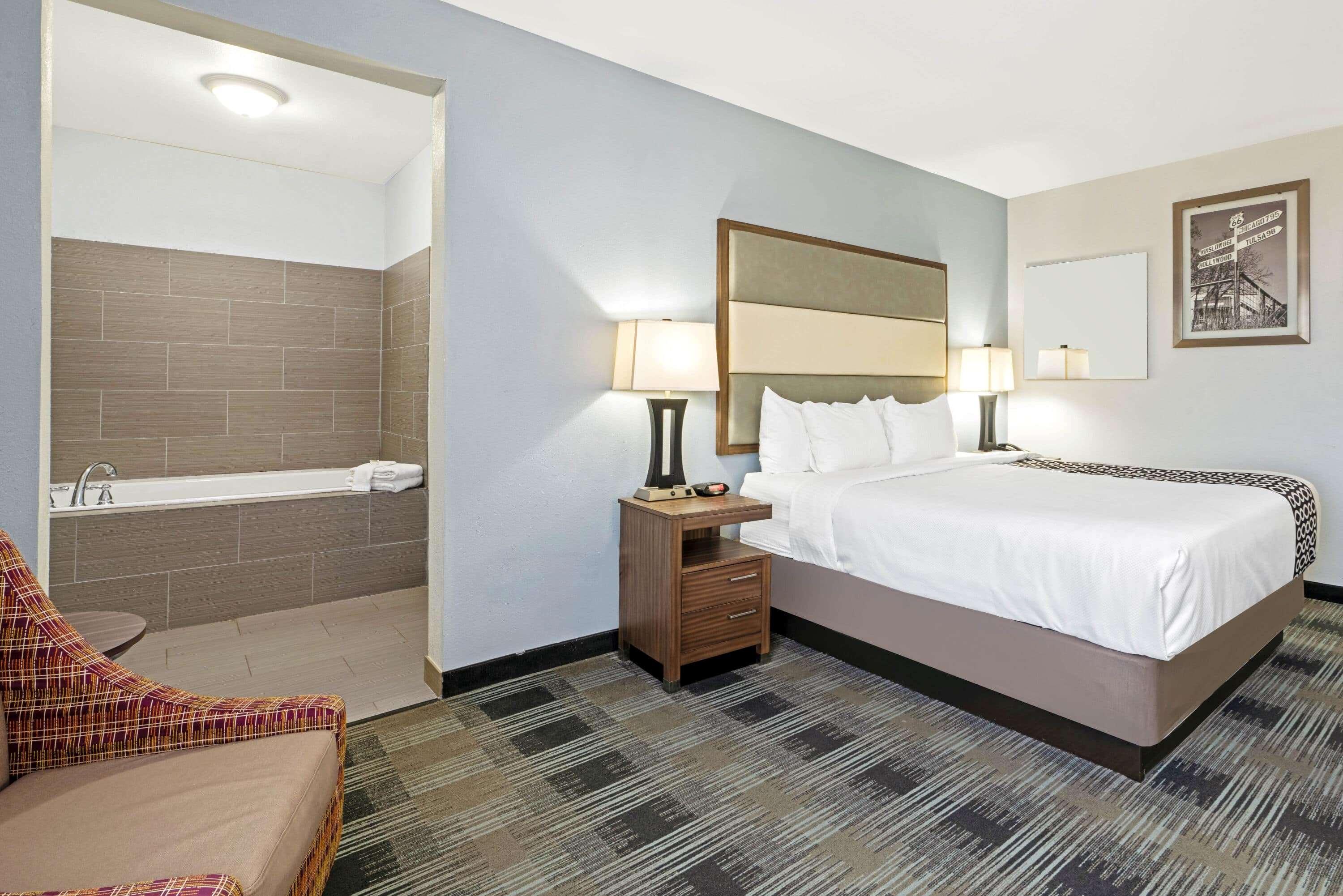 La Quinta By Wyndham Guthrie Hotell Exteriör bild